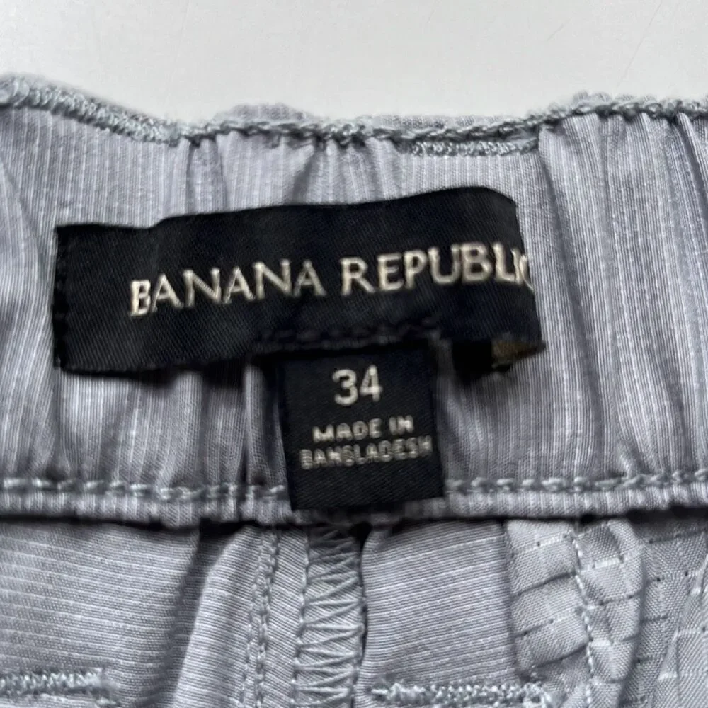 Banana Republic Poly/Spandex Stretch Waist Shorts Mens L 34